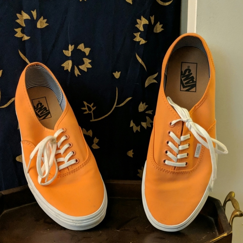 Vans orange
